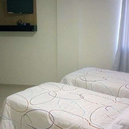 Hotel Silver Gold Dois Vizinhos Eksteriør billede