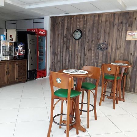 Hotel Silver Gold Dois Vizinhos Eksteriør billede