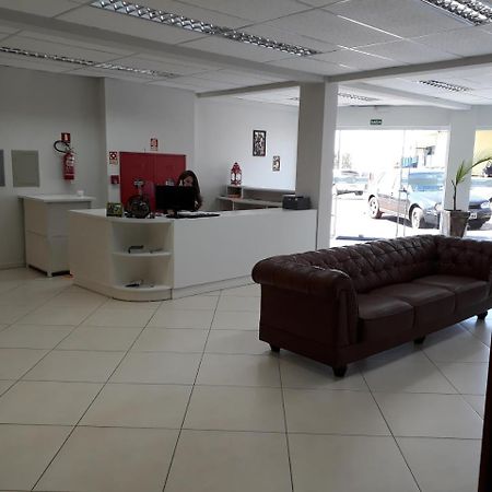Hotel Silver Gold Dois Vizinhos Eksteriør billede