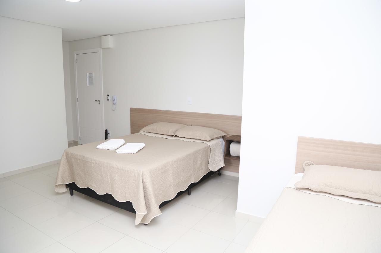 Hotel Silver Gold Dois Vizinhos Eksteriør billede